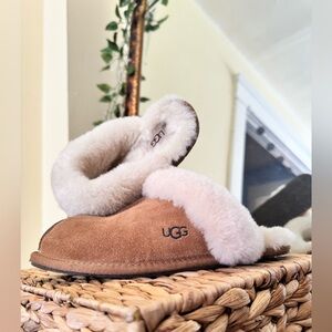 UGG slipper | Scuffette II | sz 6